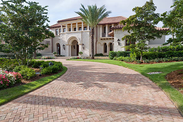 Best Professional Driveway Pavers  in Lochearn, MD
